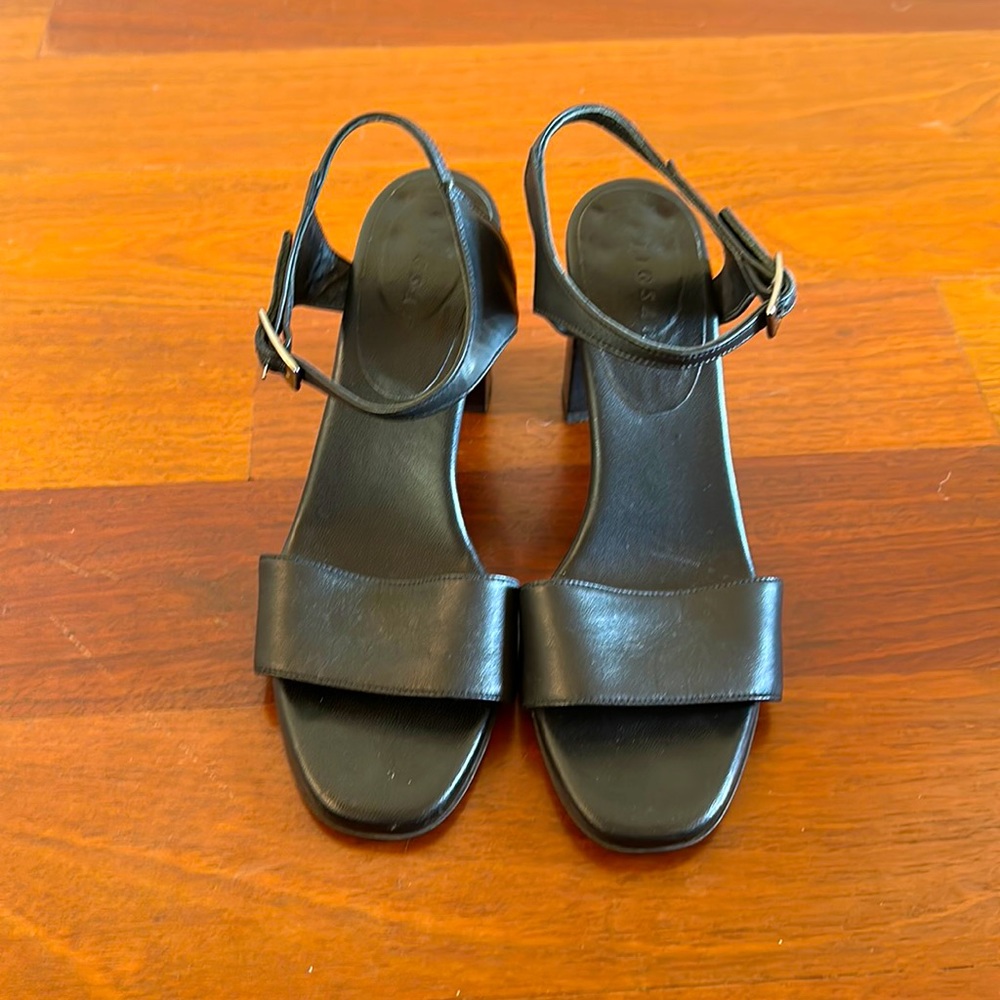 Jigsaw Heels w/ shiny accent heel
